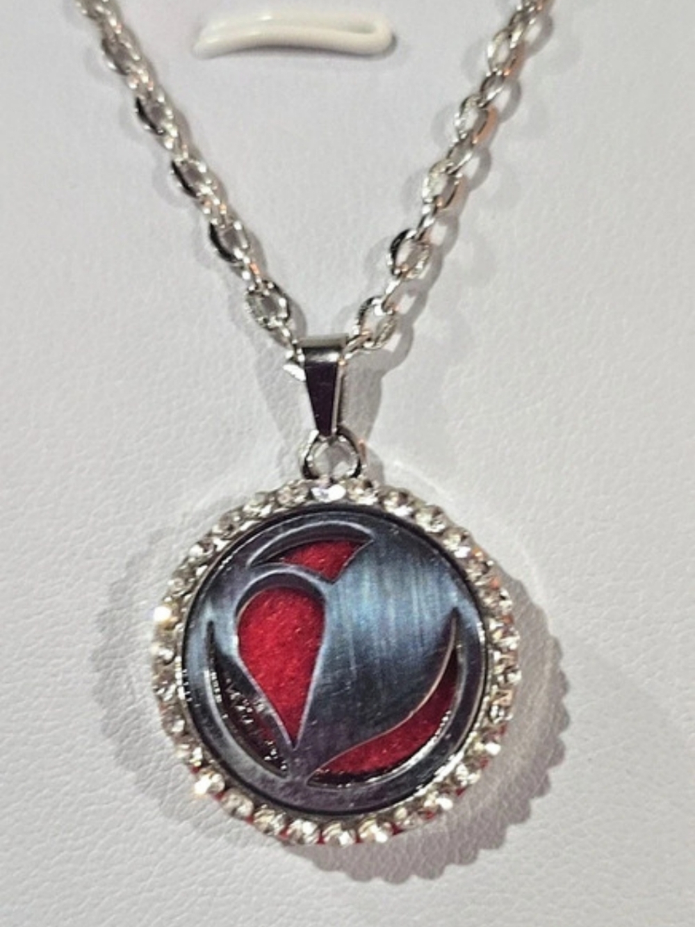 Various Aromatherapy Duffuser Locket Necklace, See Pictures